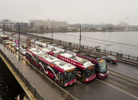 18. novembrī sabiedriskais transports bez maksas, satiksmē būs ierobežojumi un izmaiņas