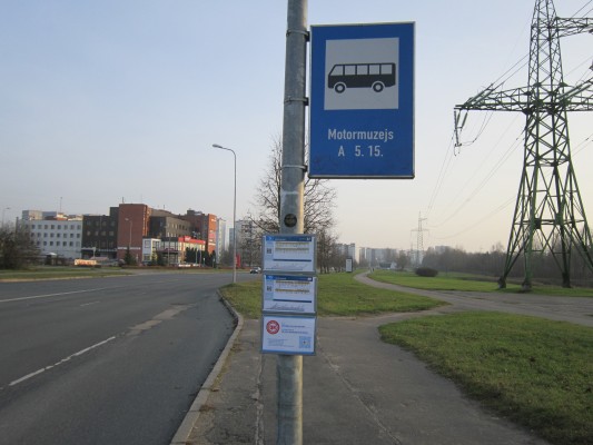 Arī oktobrī aktīvākie QR koda lietotāji pieturvietā "Motormuzejs"